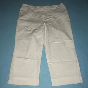 𝅺ST. JOHN’S BAY stretch capris with pockets white size 12